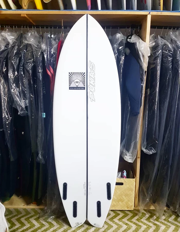 PUKAS SURFBOARDS 5'8' WOMBI FISH' PE BY EYE SYMMETRY 2 PUKAS SURFBOARDS 5'8' WOMBI FISH' PE BY EYE SYMMETRY - Image 2