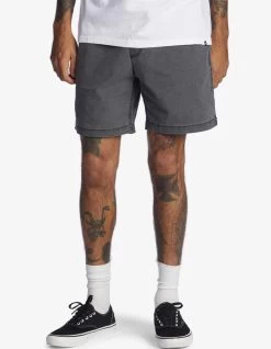 QUIKSILVER TAXER 17" ELASTICATED SHORTS BLACK -Freedom Wave Shop quiksilver bermuda taxer 17 black 2