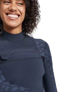 ROXY 5/4/3 SWELL SERIES HOODED CHEST ZIP -Freedom Wave Shop roxy swell series 5 4 3 muta donna front zip black 4