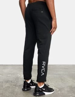 RVCA SWIFT SWEATPANT BLACK -Freedom Wave Shop rvca va swift sweat pant black 8