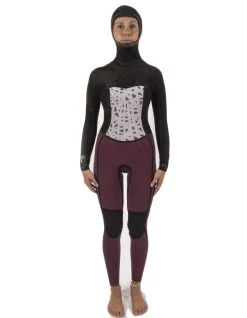 SISSTREVOLUTION SEVEN SEAS 5/4 HOODED CHEST FULL WETSUIT BLACK -Freedom Wave Shop sisstrevolution seven seas 5 4 hooded chest zip full wetsuit black 5